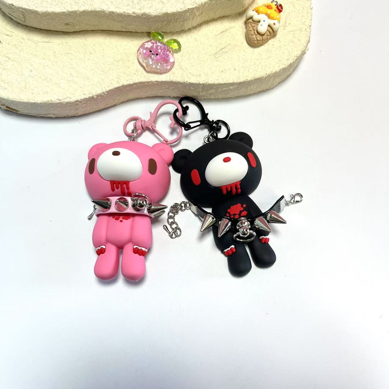 Breloczki Demon Bear: Urocze p – Tech Girl Accessories recenzja i cena