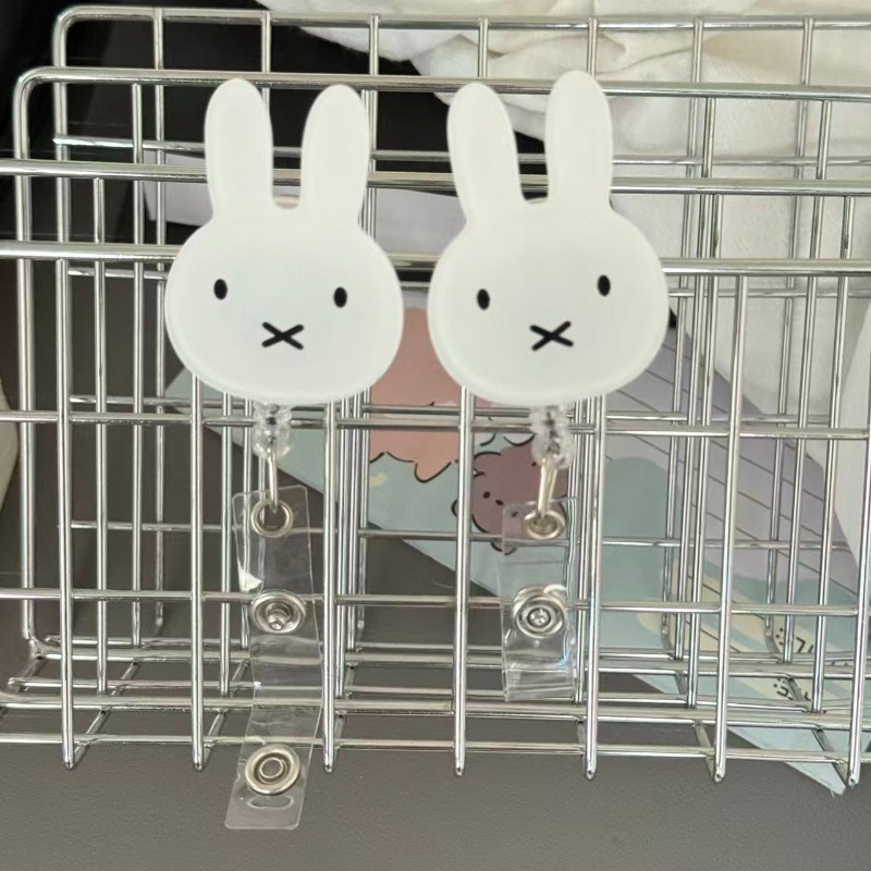 Uroczy etui na identyfikator M – Kawaii Tech Accessories recenzja i cena