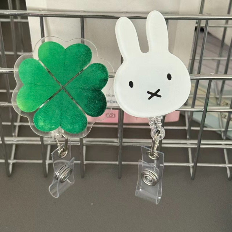 Uroczy etui na identyfikator M – Kawaii Tech Accessories recenzja i cena